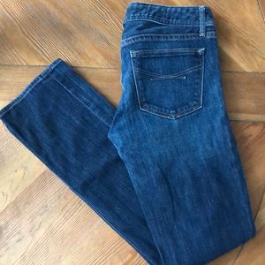 Gap straight leg jeans, size 25